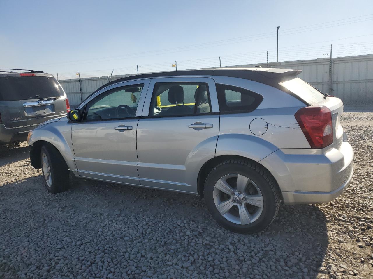 2012 Dodge Caliber - Image 2