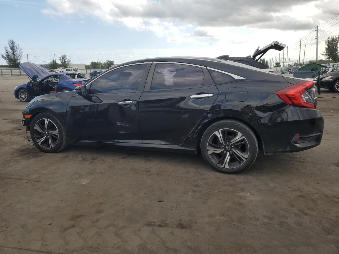 2016 Honda Civic - Image 2