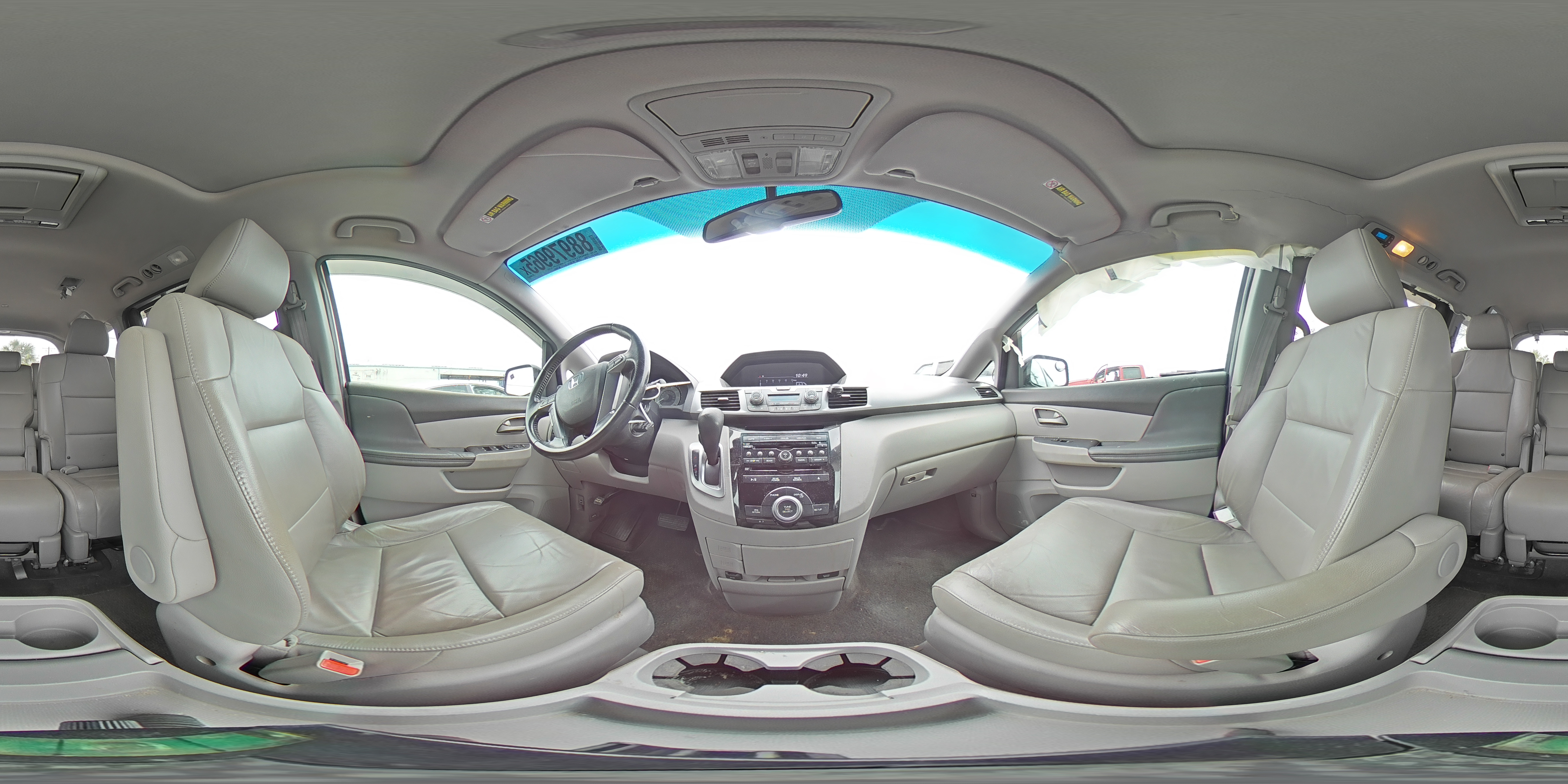 2012 Honda Odyssey - Image 14