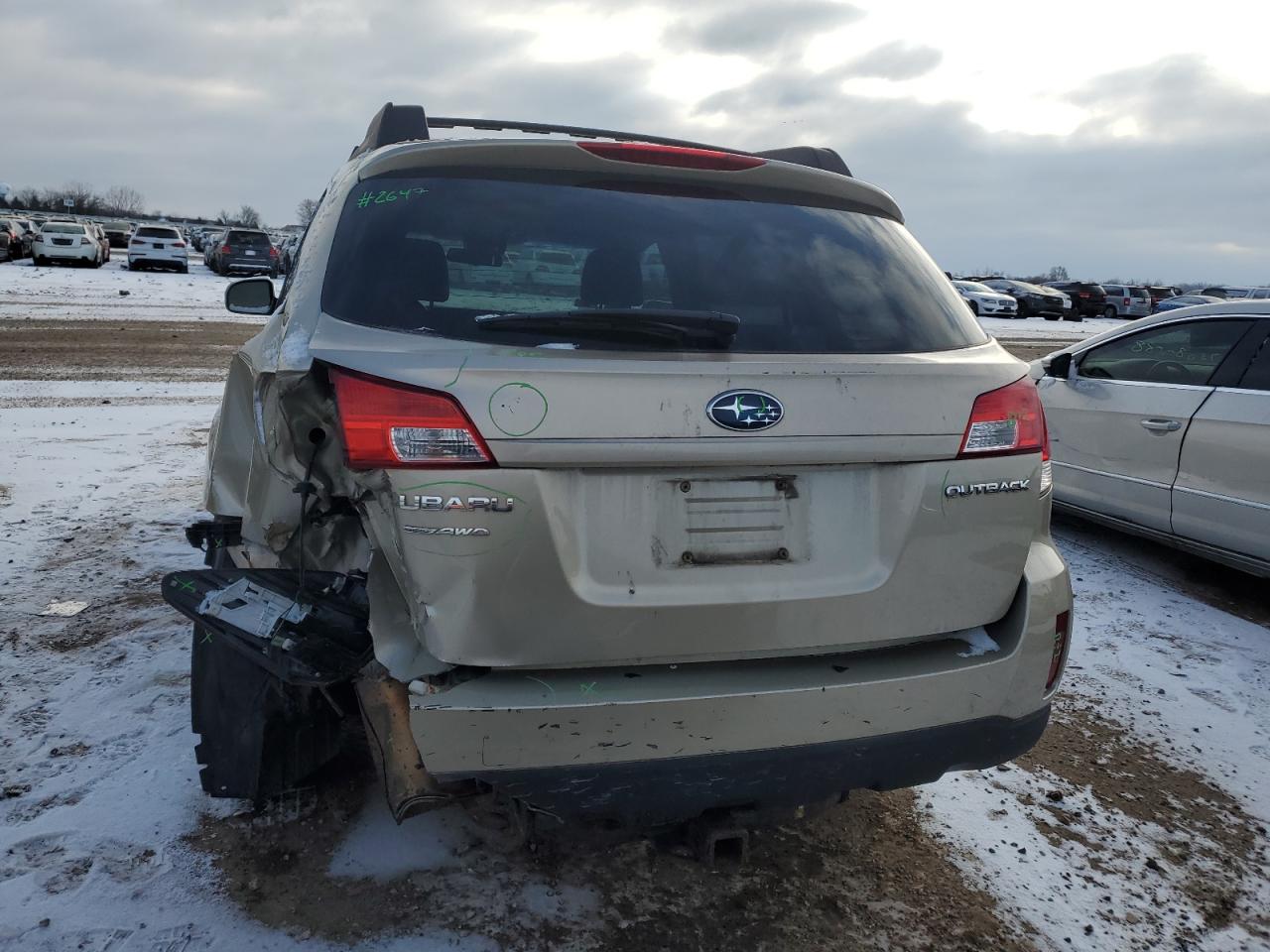 2010 Subaru Outback - Image 6