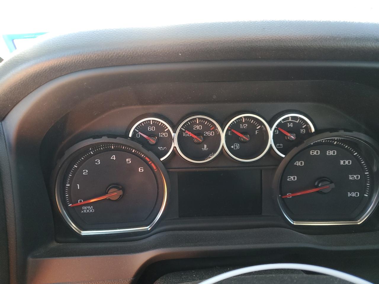 2022 Chevrolet Silverado - Image 9