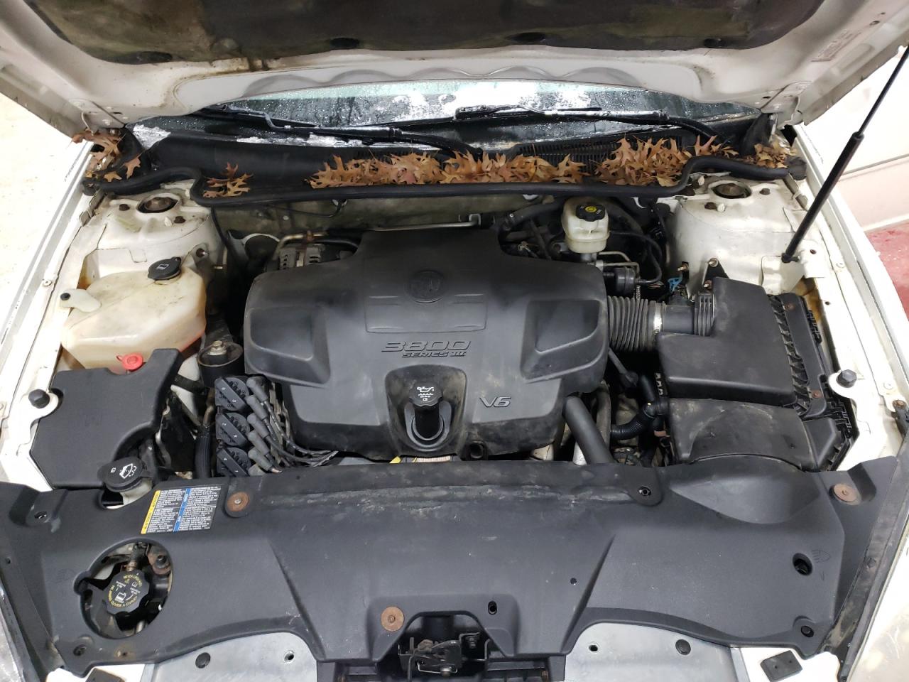 2008 Buick Lucerne - Image 12