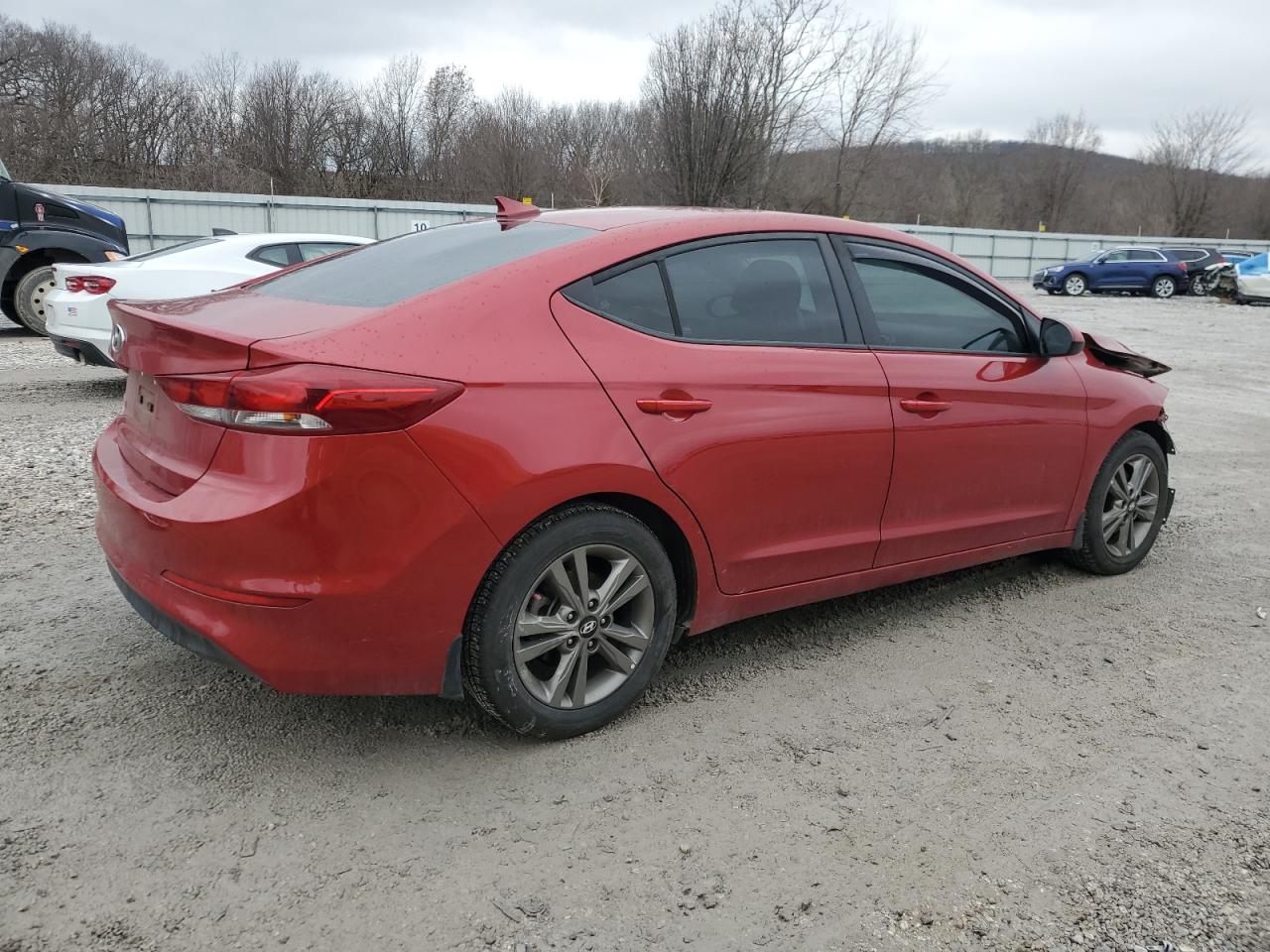 2018 Hyundai Elantra - Image 3