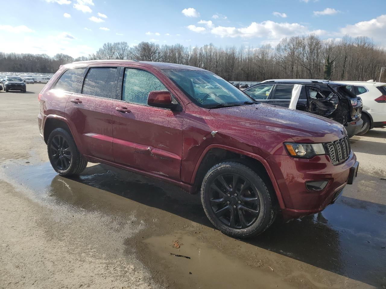 2018 Jeep Grand Cherokee - Image 4