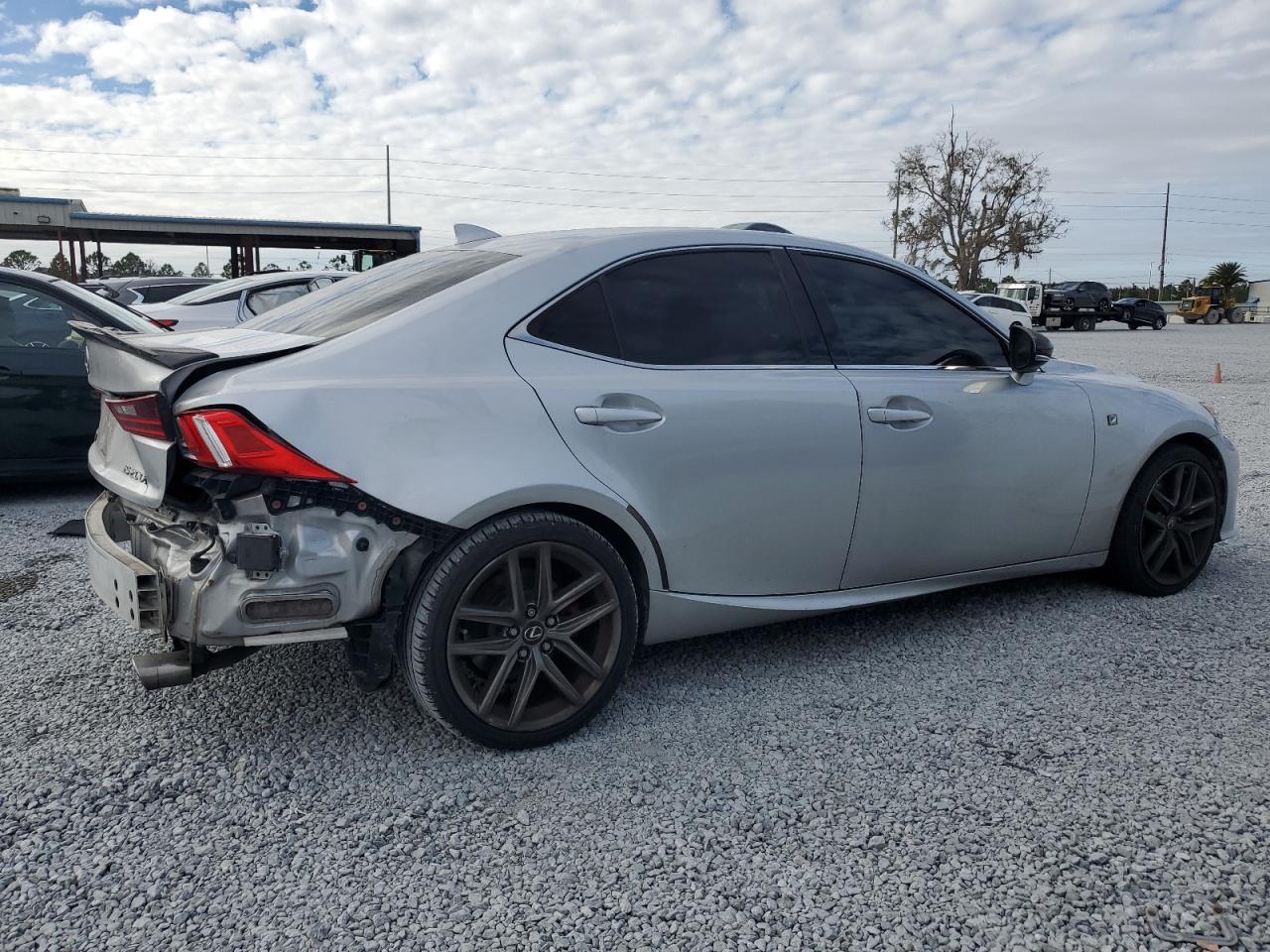 2016 Lexus IS - Image 3
