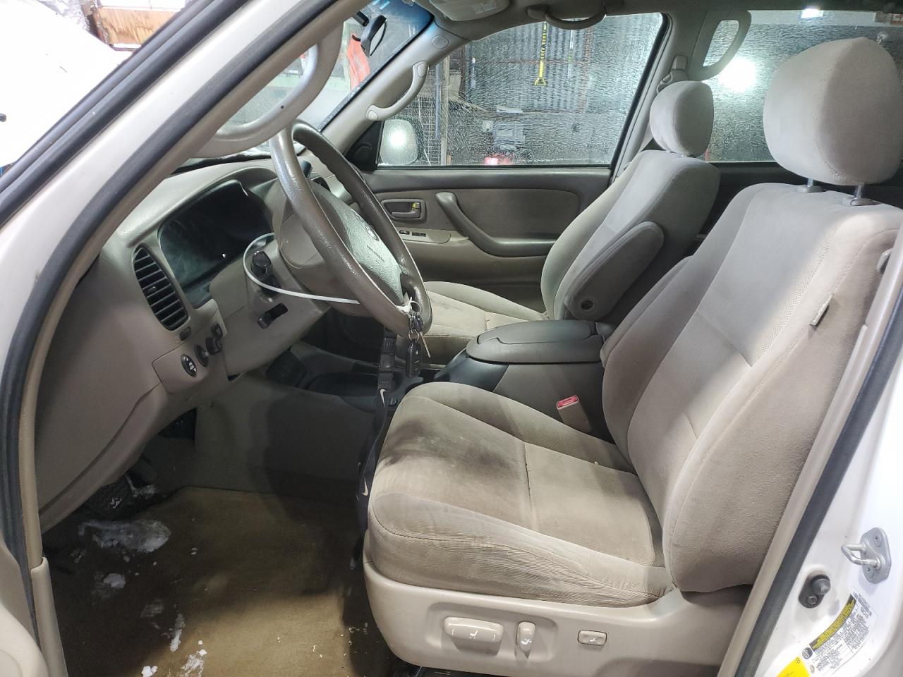 2007 Toyota Sequoia - Image 7