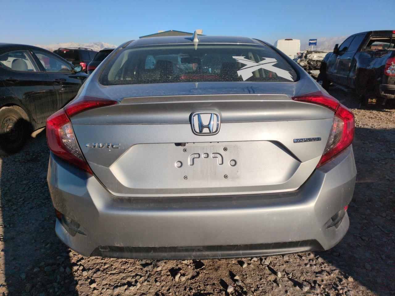 2018 Honda Civic Touring VIN: JHMFC1F97JX041441 Lot: 89203895