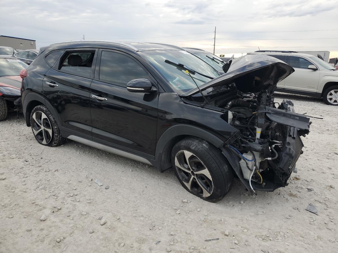 2017 Hyundai Tucson - Image 4