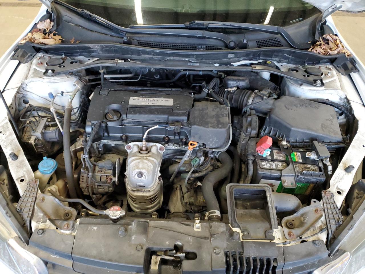 2015 Honda Accord - Image 13