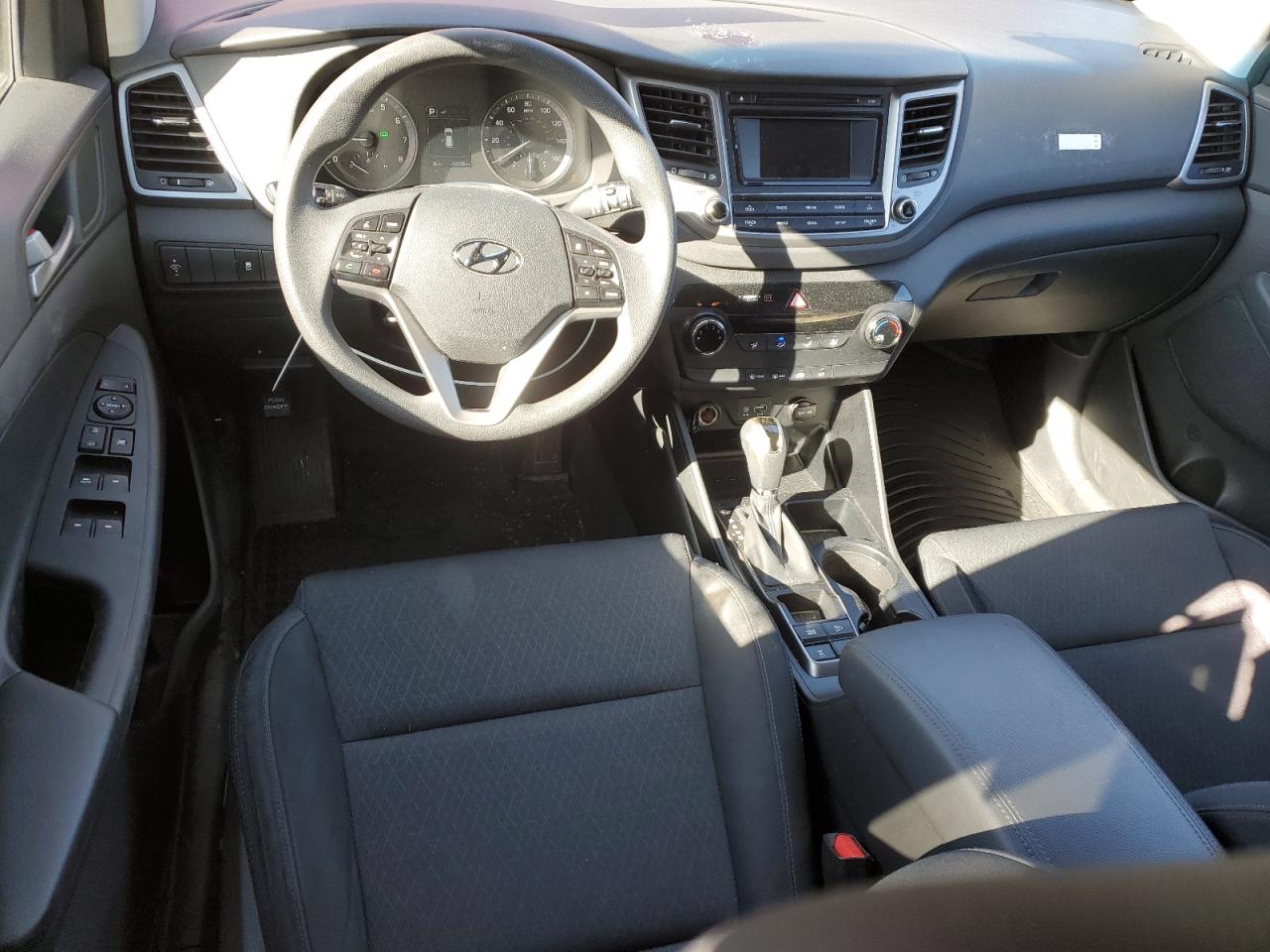 2016 Hyundai Tucson - Image 8