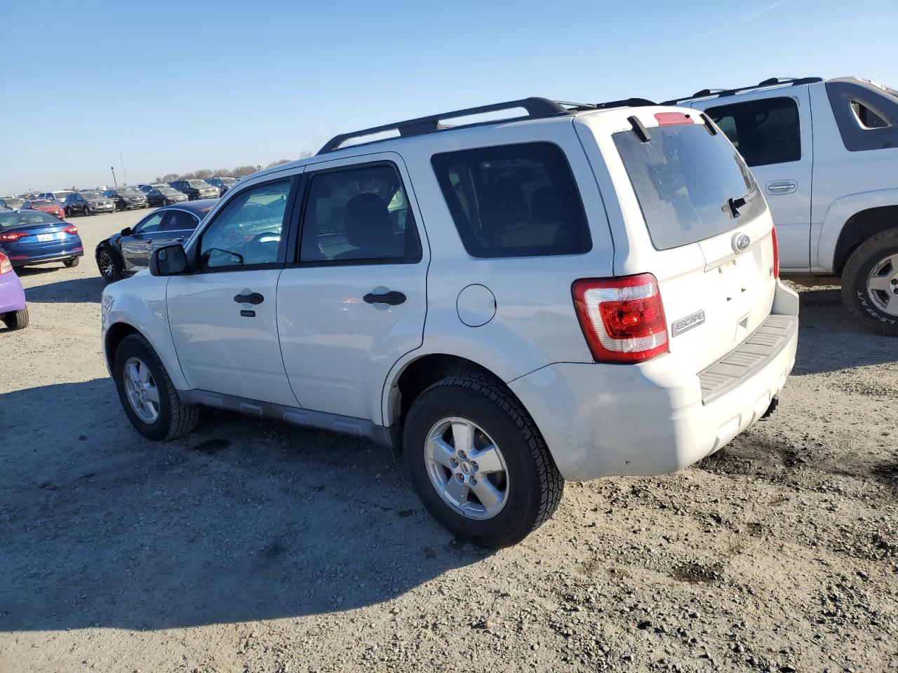2010 Ford Escape - Image 2