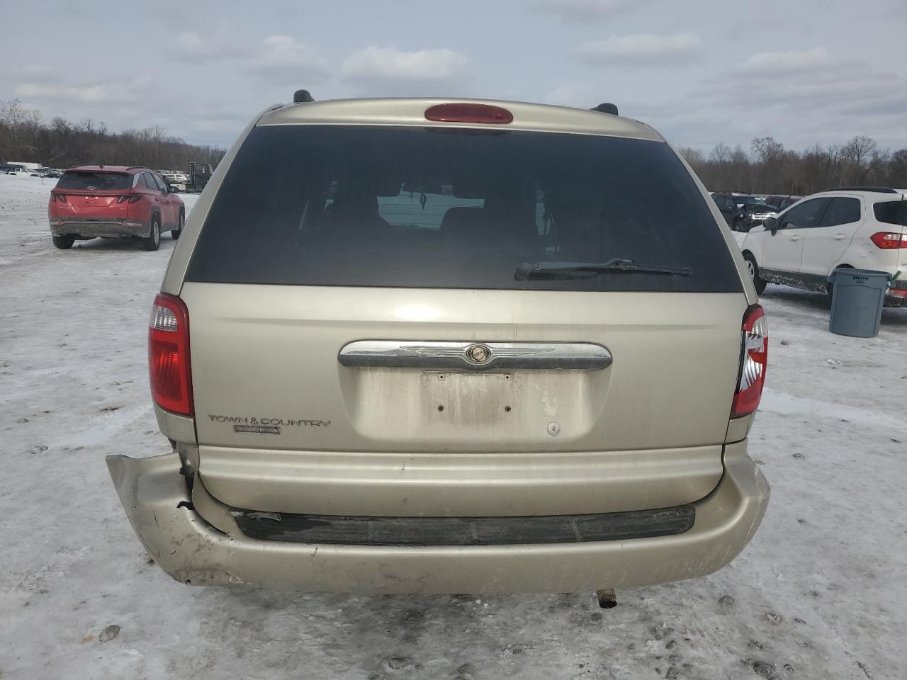 2006 Chrysler Town & Country - Image 6