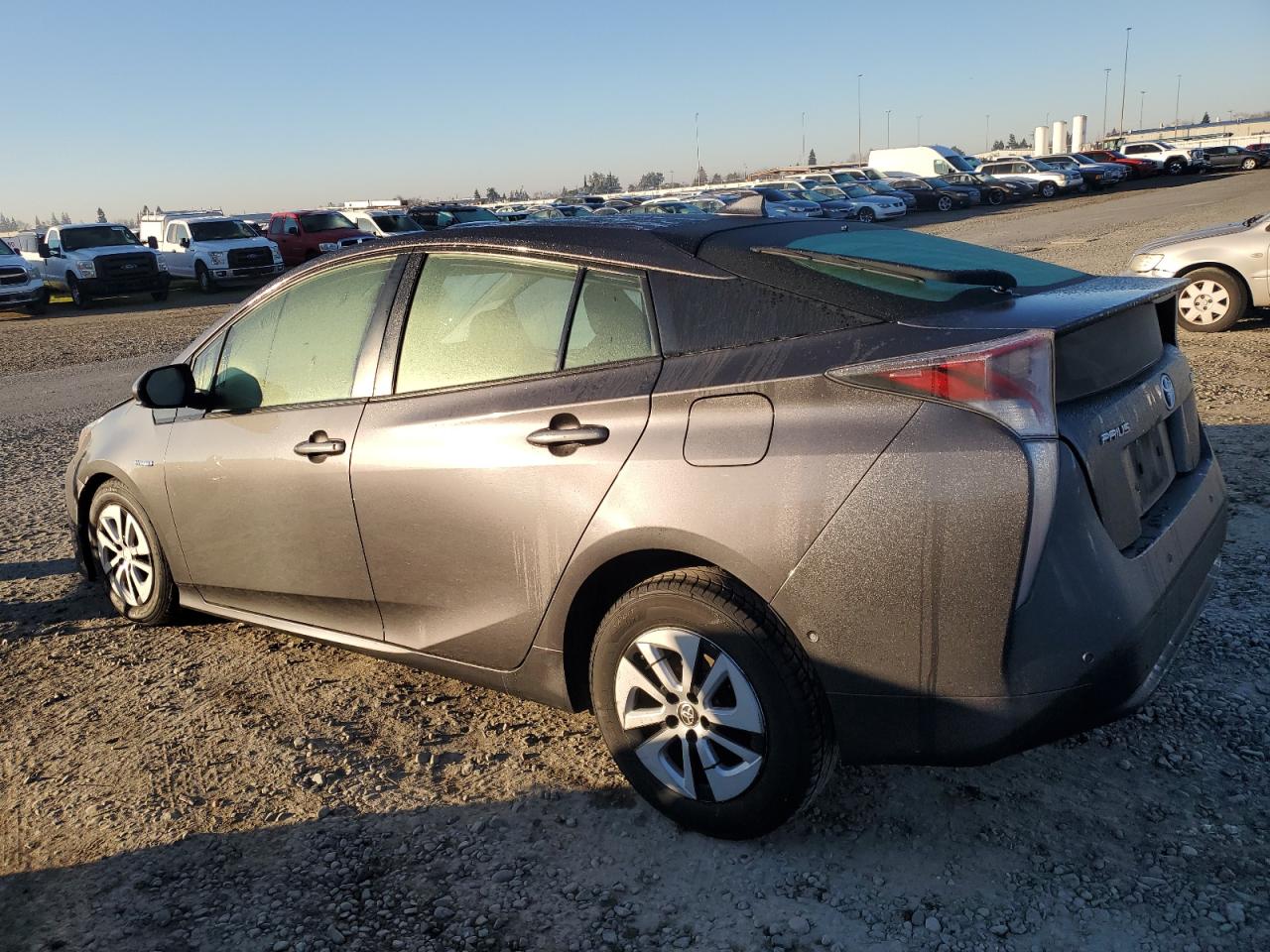 VIN JTDKBRFUXJ3591200 2018 TOYOTA PRIUS no.2