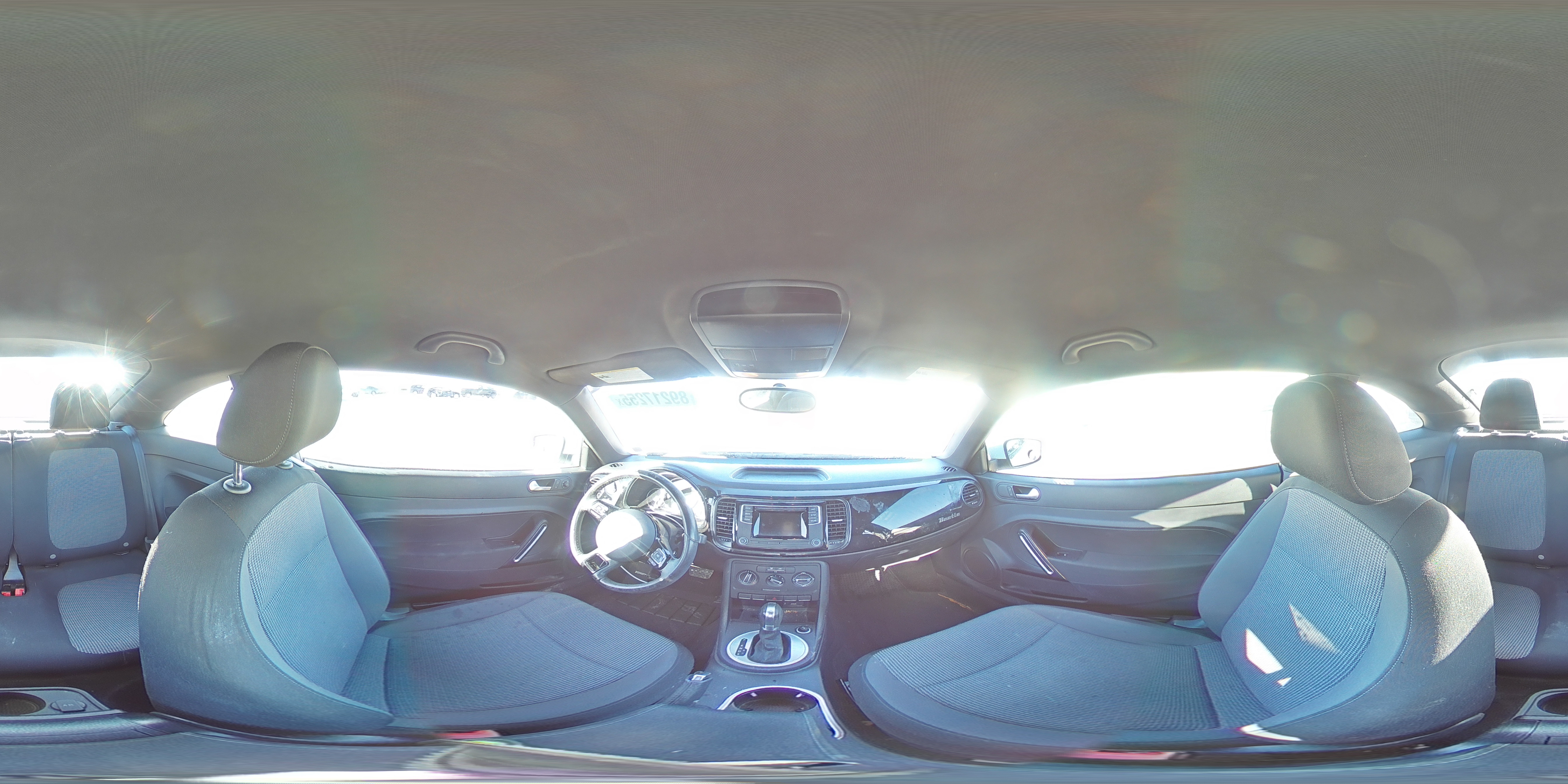 2019 Volkswagen Beetle - Image 15