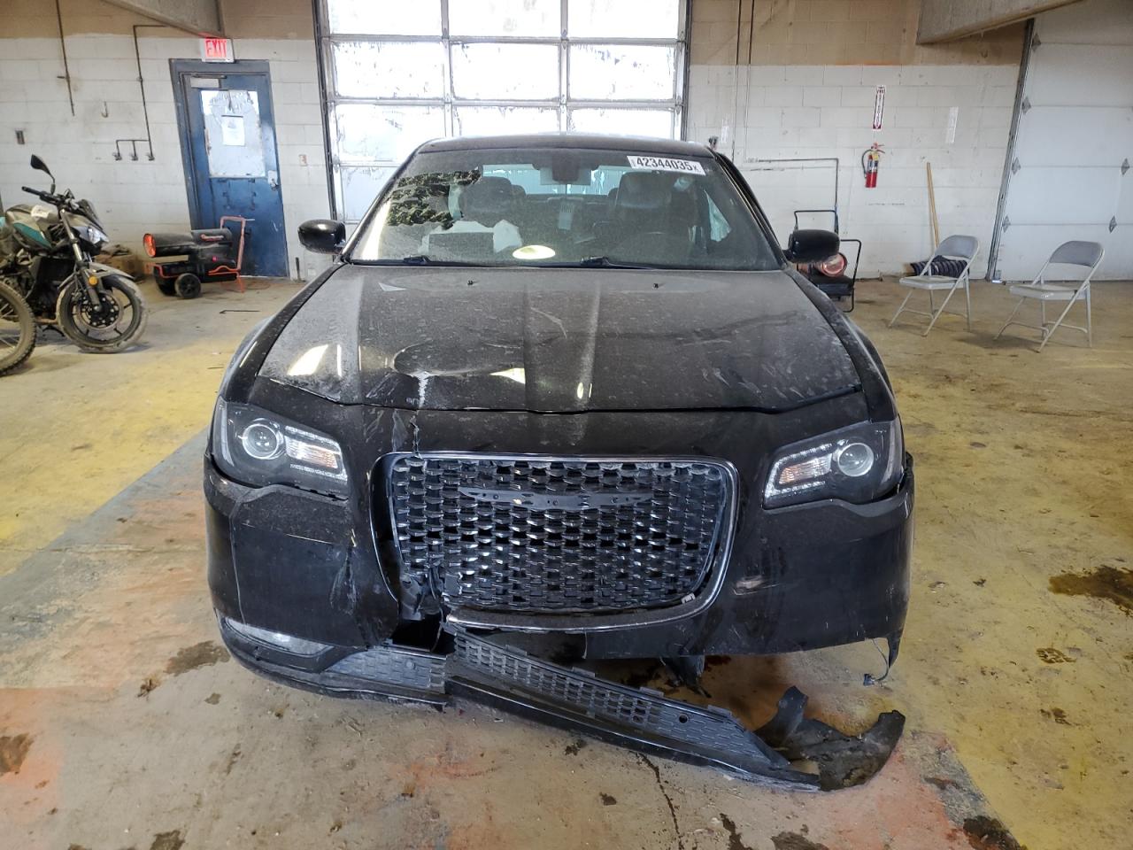 2021 Chrysler 300 - Image 5