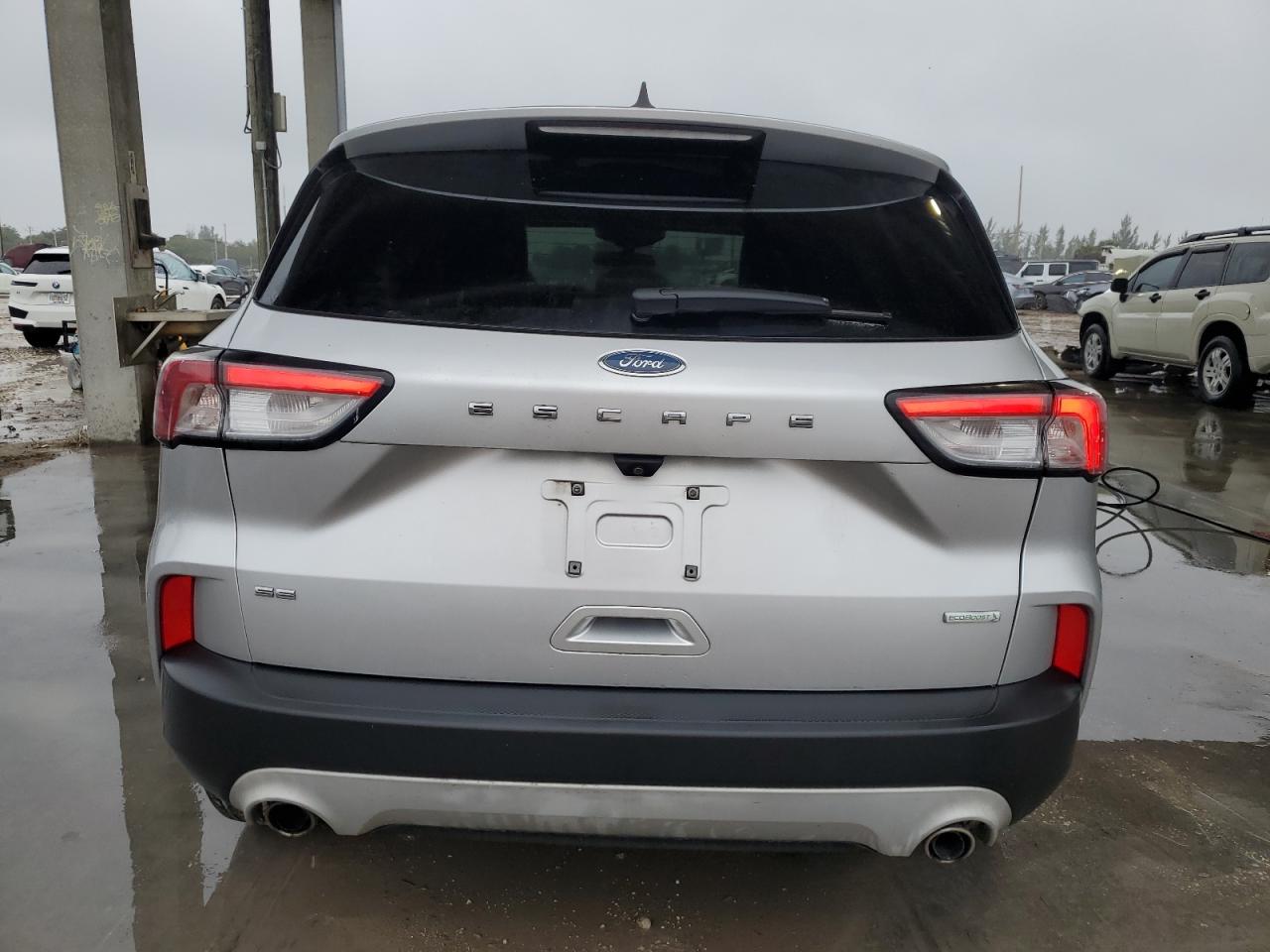 2020 Ford Escape - Image 6
