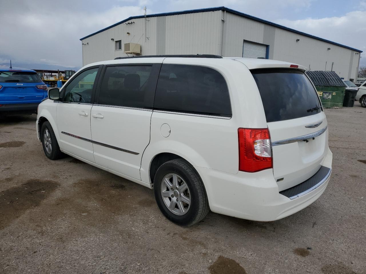 2013 Chrysler Town & Country - Image 2