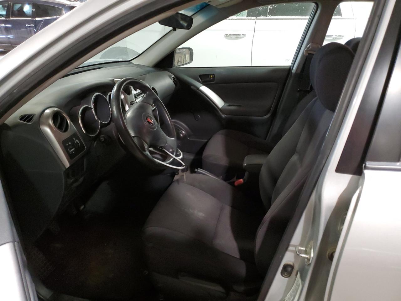 2007 Pontiac Vibe - Image 7