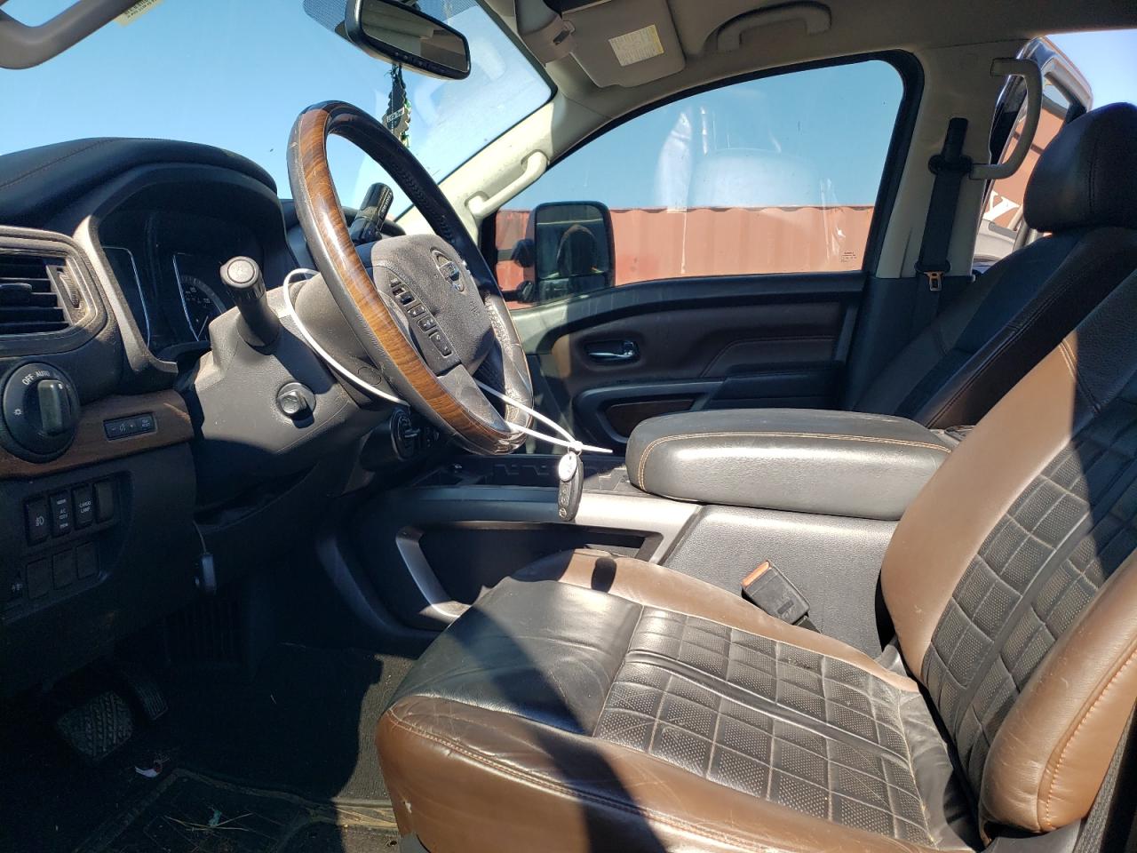 2016 Nissan Titan - Image 7
