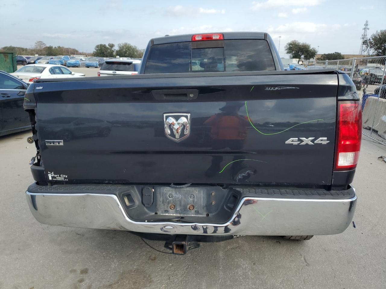 2016 RAM 1500 - Image 6