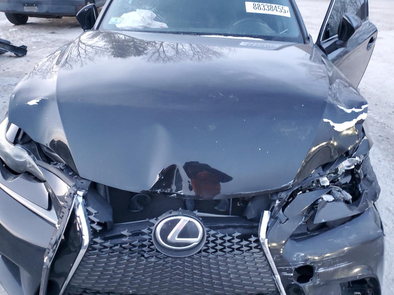 2014 Lexus IS - Image 11