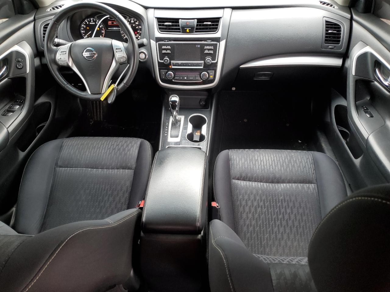 2018 Nissan Altima - Image 8