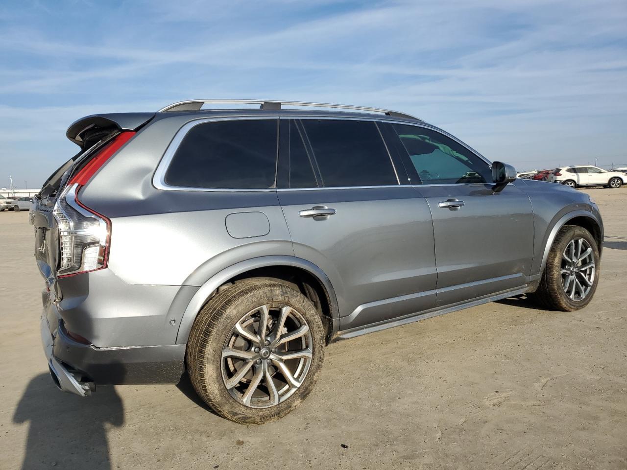 2019 Volvo XC90 - Image 3