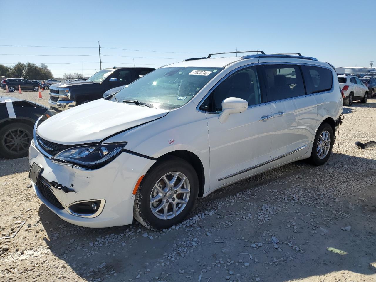2020 Chrysler Pacifica - Image 1