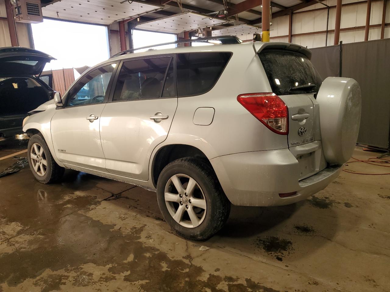 2007 Toyota RAV 4 - Image 2