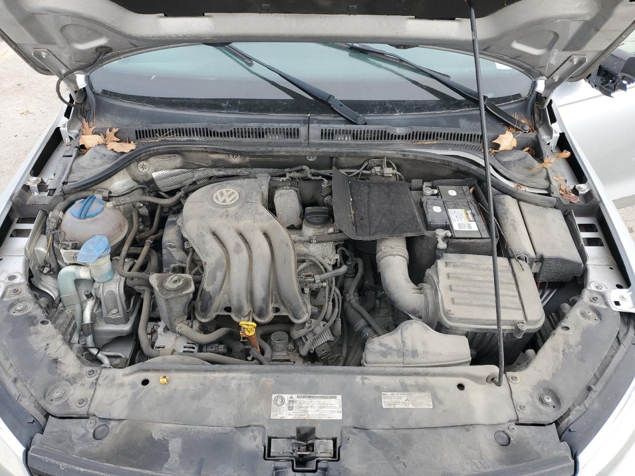 2014 Volkswagen Jetta - Image 11