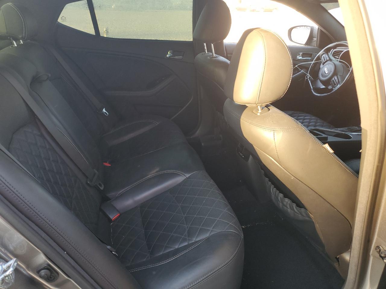 2014 Kia Optima - Image 10