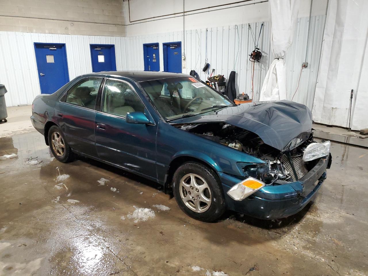 1997 Toyota Camry - Image 4