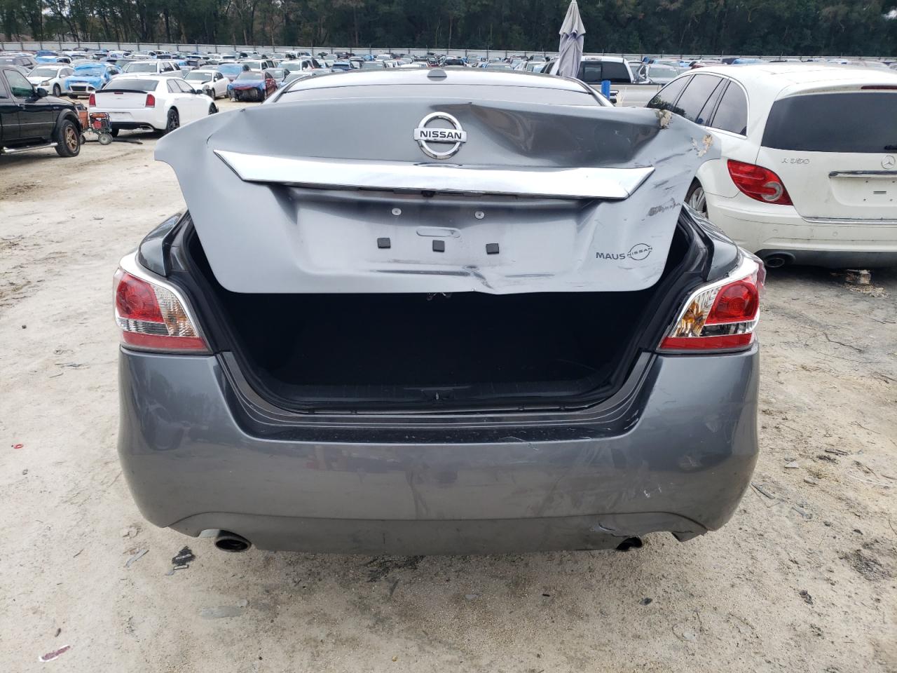 2015 Nissan Altima - Image 6