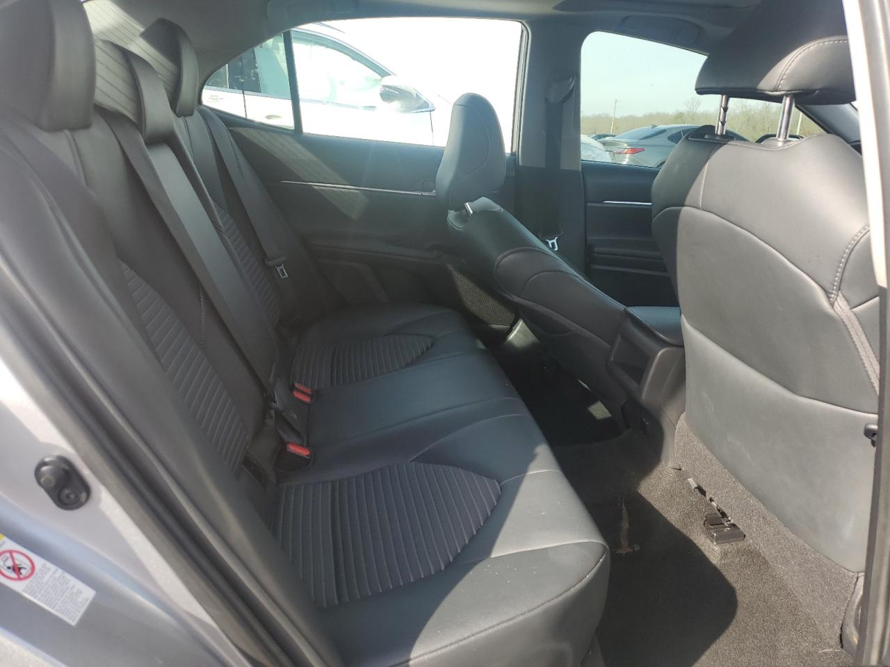 2018 Toyota Camry - Image 10