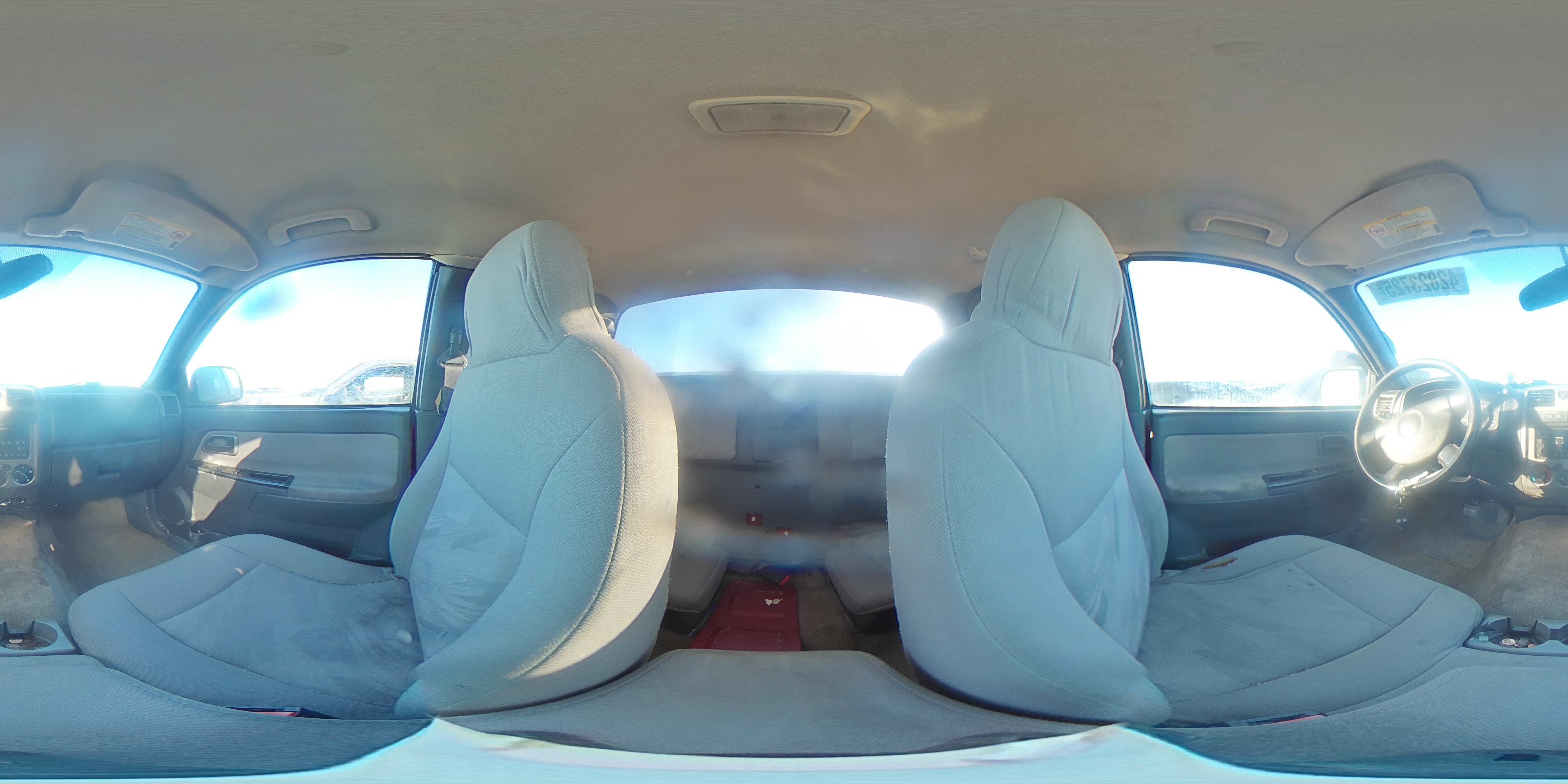 2005 Chevrolet Colorado - Image 13