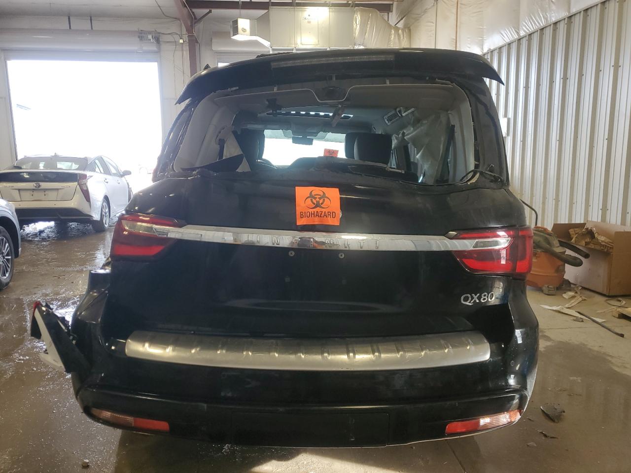 2018 Infiniti QX80 - Image 6