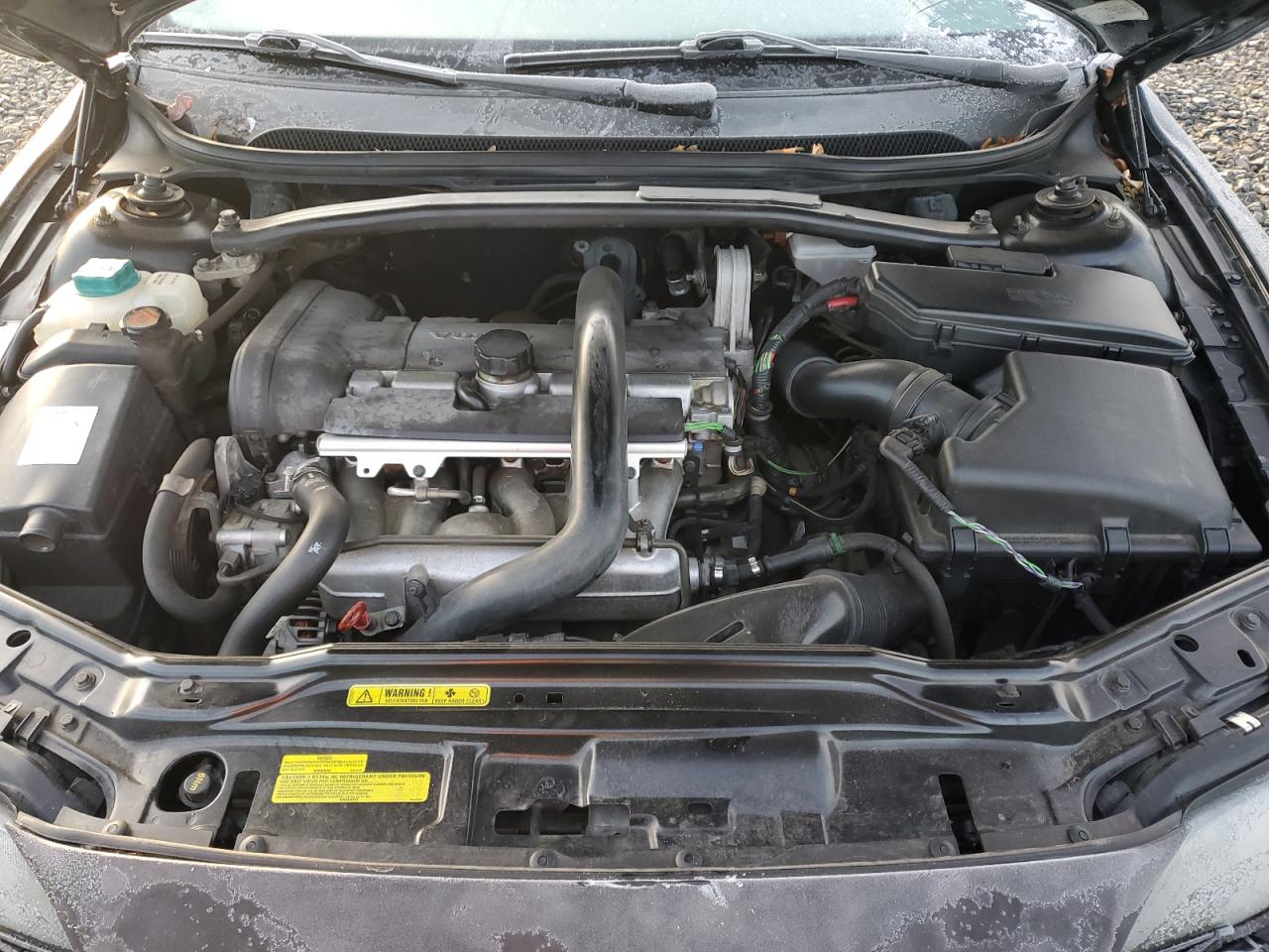 2001 Volvo V70 - Image 13
