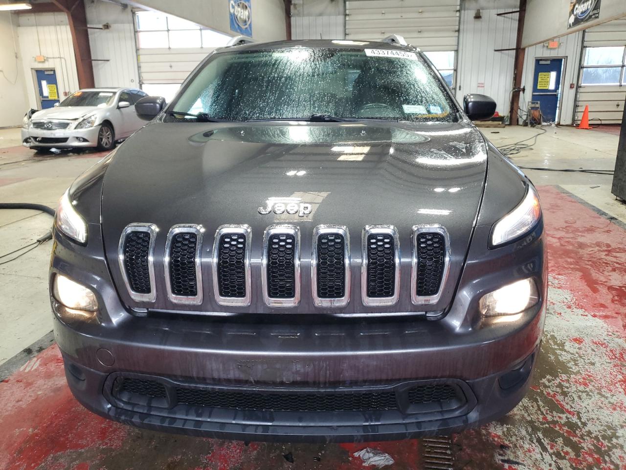 2015 Jeep Grand Cherokee - Image 5