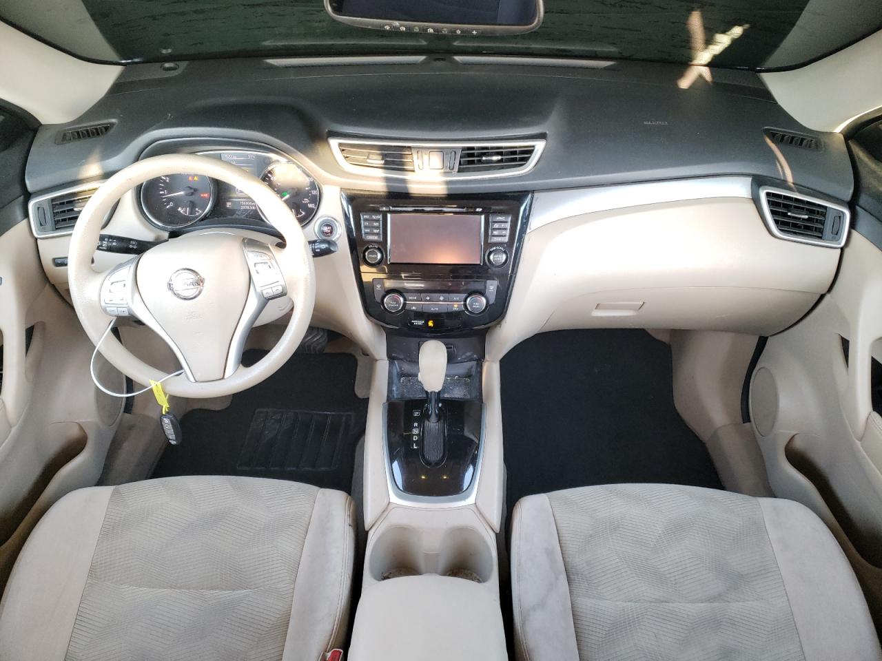 2015 Nissan Rogue - Image 8