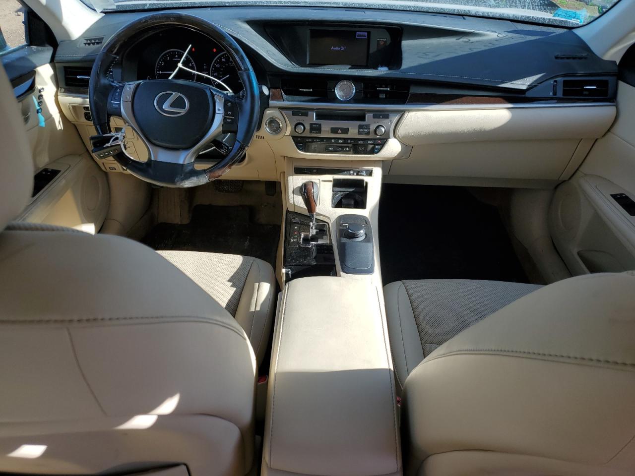 2014 Lexus ES - Image 8