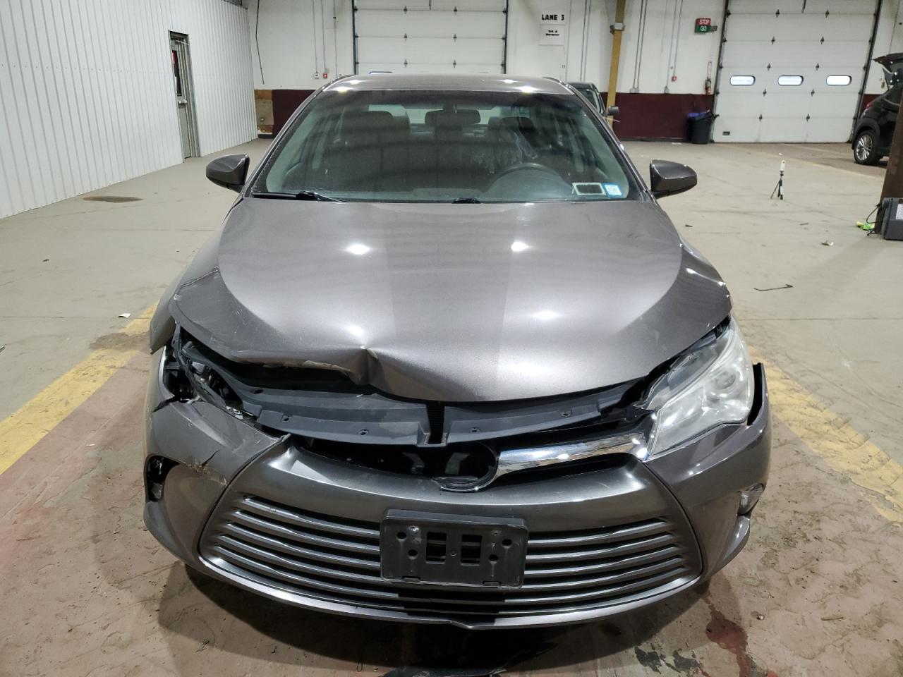 VIN 4T1BF1FK0HU686143 2017 TOYOTA CAMRY no.5