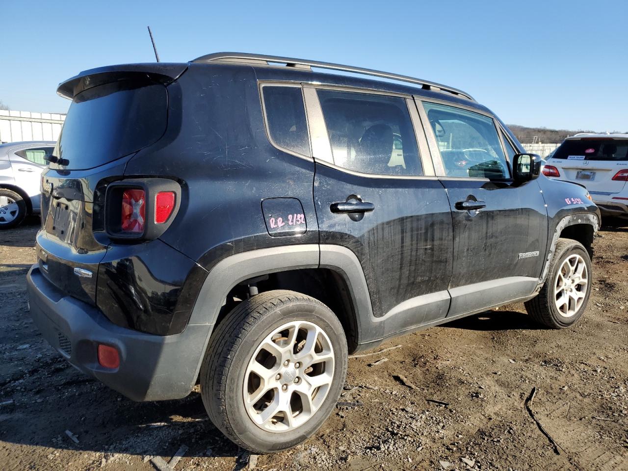 2018 Jeep Renegade - Image 3
