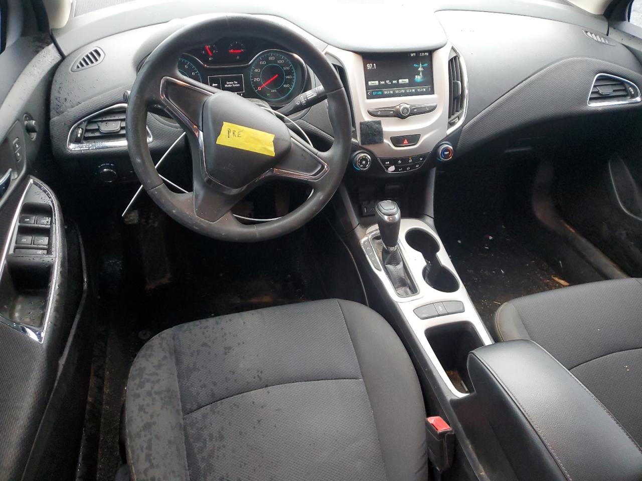 2018 Chevrolet Cruze - Image 8