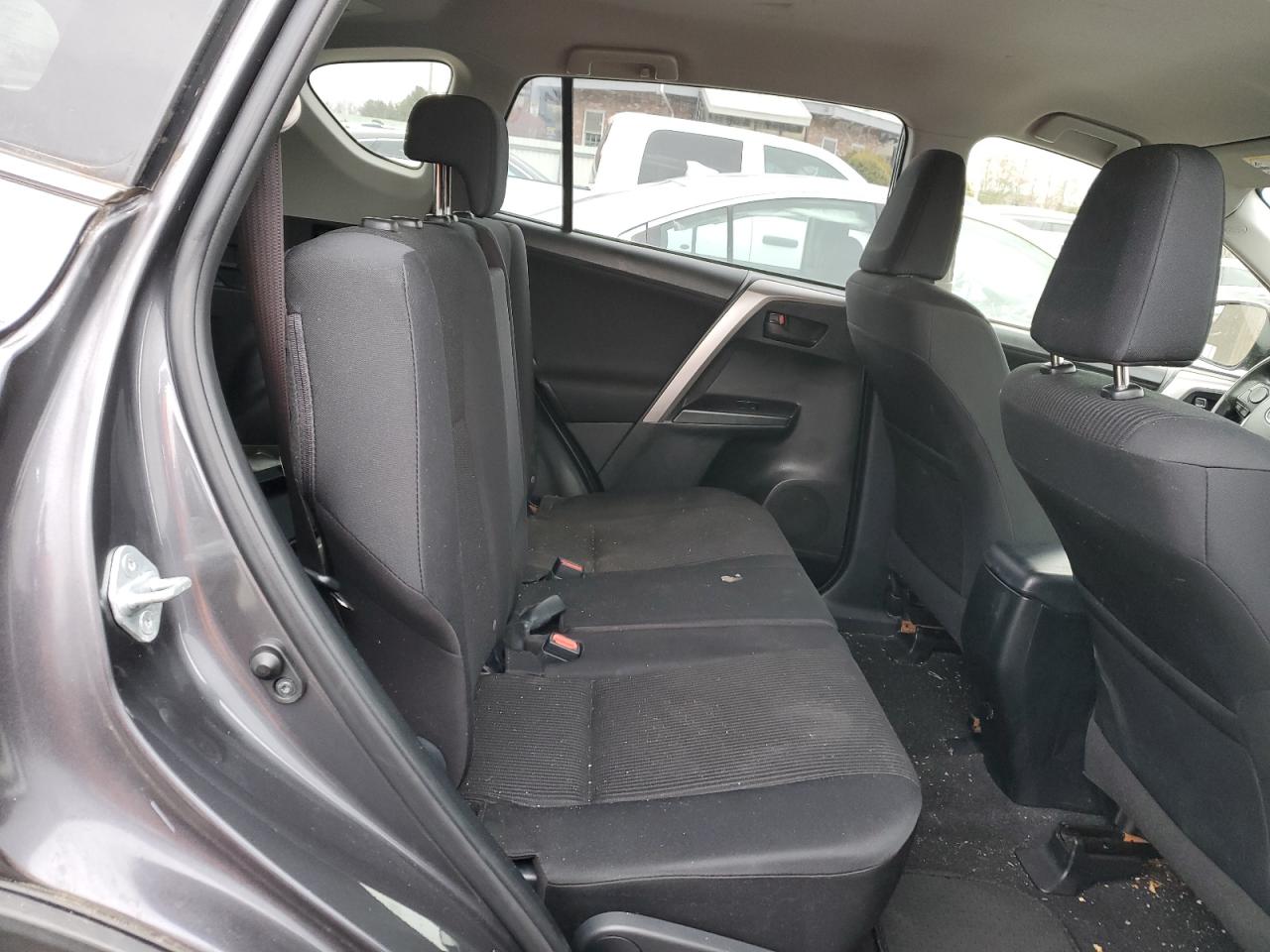 2017 Toyota RAV 4 - Image 11