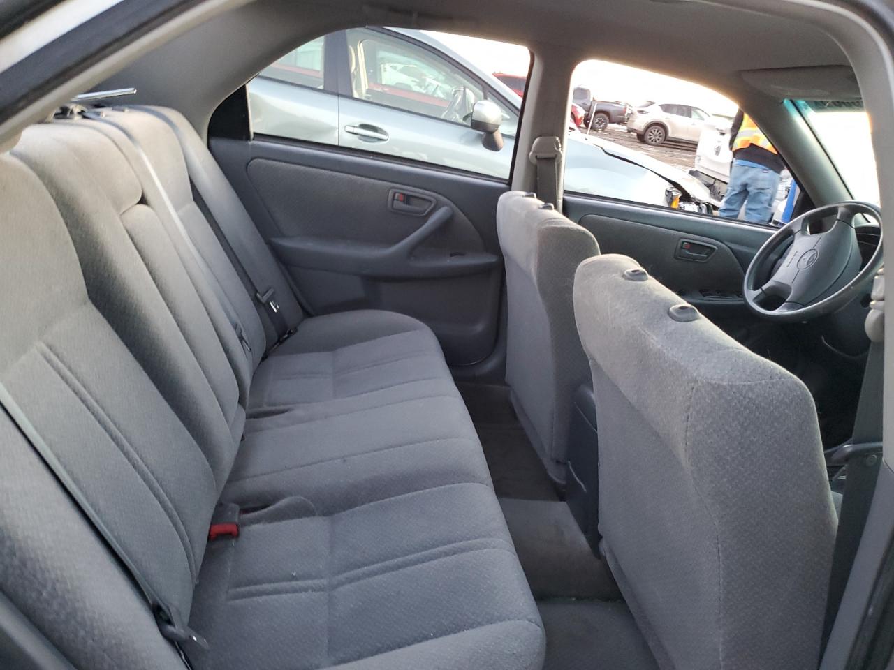 2000 Toyota Camry - Image 11