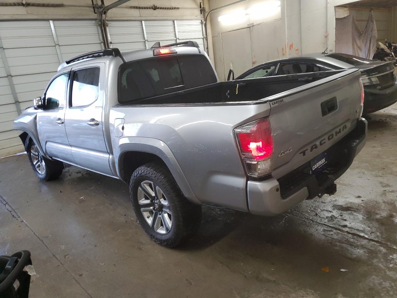 2018 Toyota Tacoma - Image 2