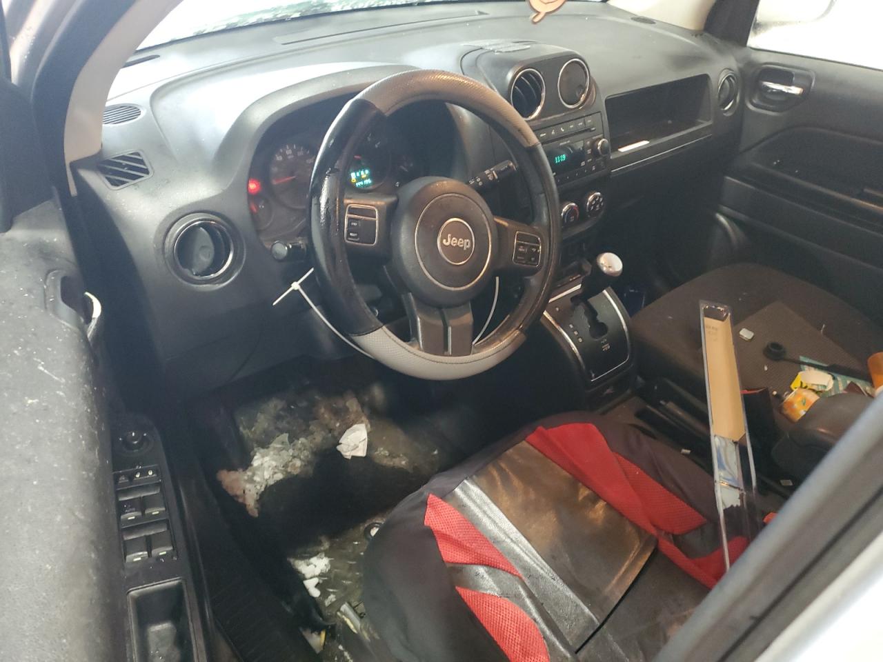 2011 Jeep Compass - Image 8