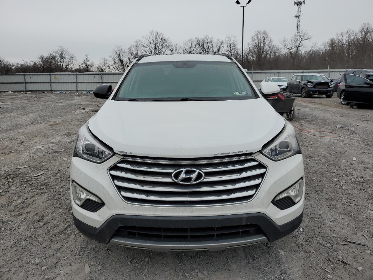 VIN KM8SMDHF4FU126761 2015 HYUNDAI SANTA FE no.5