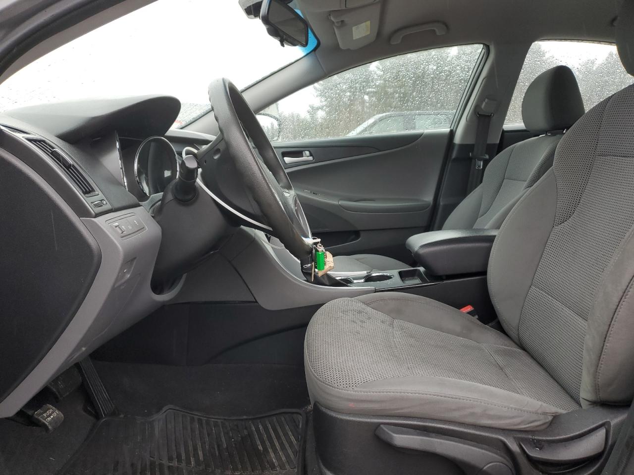2013 Hyundai Sonata - Image 7