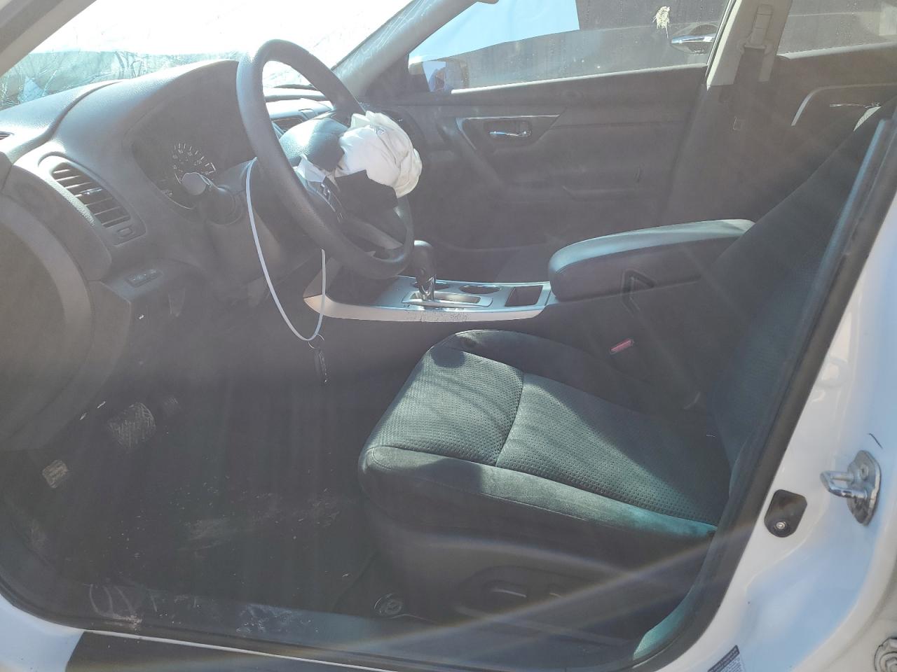 2015 Nissan Altima - Image 7